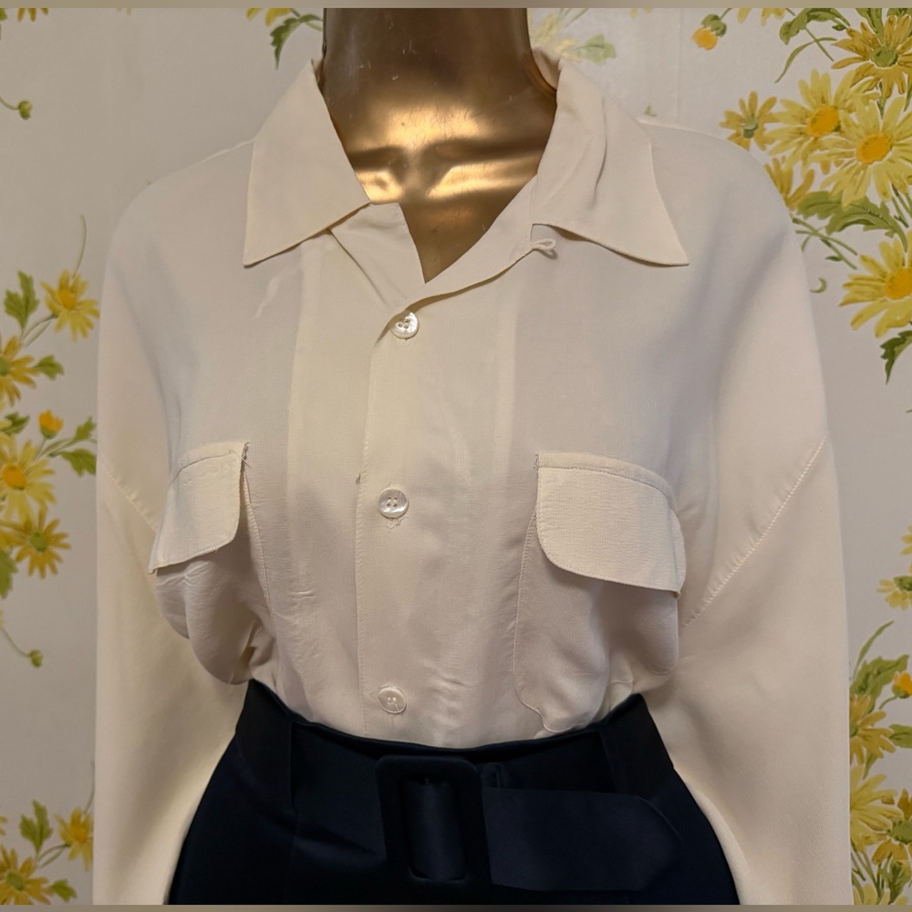 L’ Homme long sleeve shirt 100% silk size L